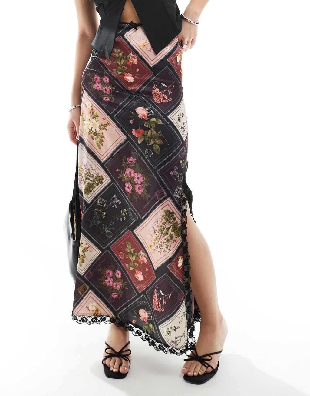 Miss Selfridge maxi skirt in patchwork postcard print Product Image