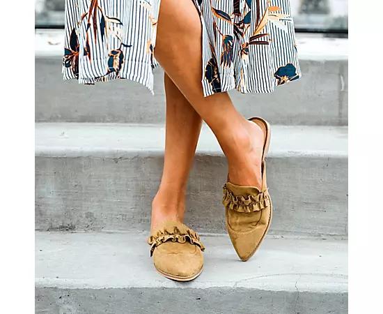 Journee Collection Womens Kessie Flat Product Image