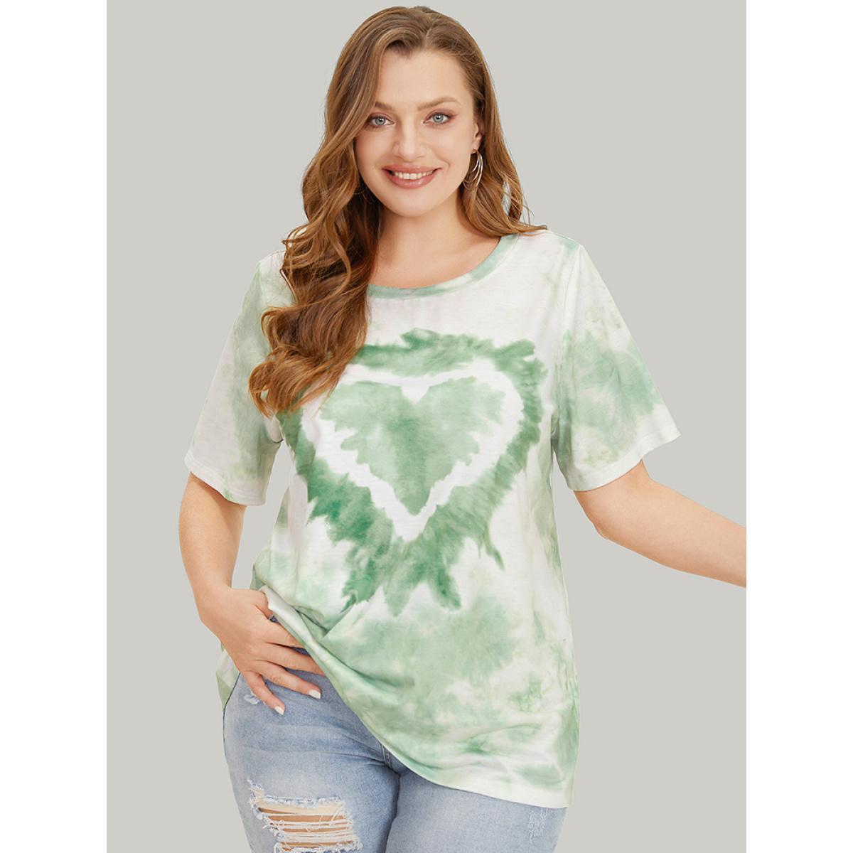Plus Size Heart Print Crew Neck Tie Dye T-shirt Green Women Casual Heart Print Round Neck Dailywear T-shirts BloomChic 26/4X Product Image