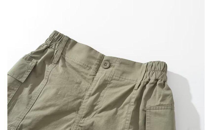 Mid Rise Plain Cargo Shorts Product Image