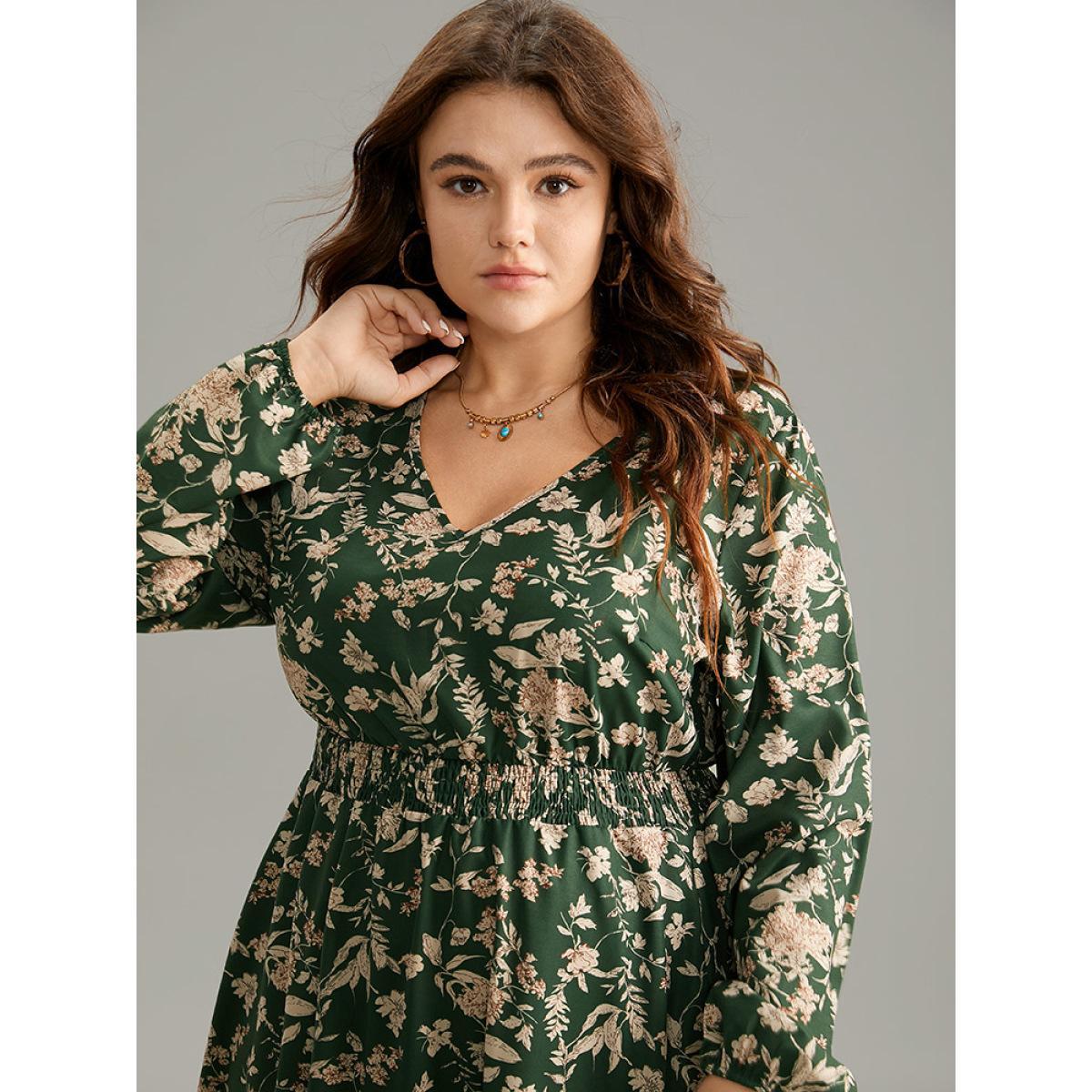 Plus Size Floral Shirred Pocket Lantern Sleeve Dress DarkGreen Women Elegant Elastic cuffs V-neck Long Sleeve Curvy Midi Dress BloomChic 18-20/2X Product Image
