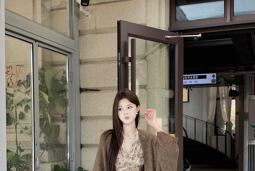 Plain Cardigan / Long-Sleeve V-Neck Floral Print Maxi A-Line Dress Product Image
