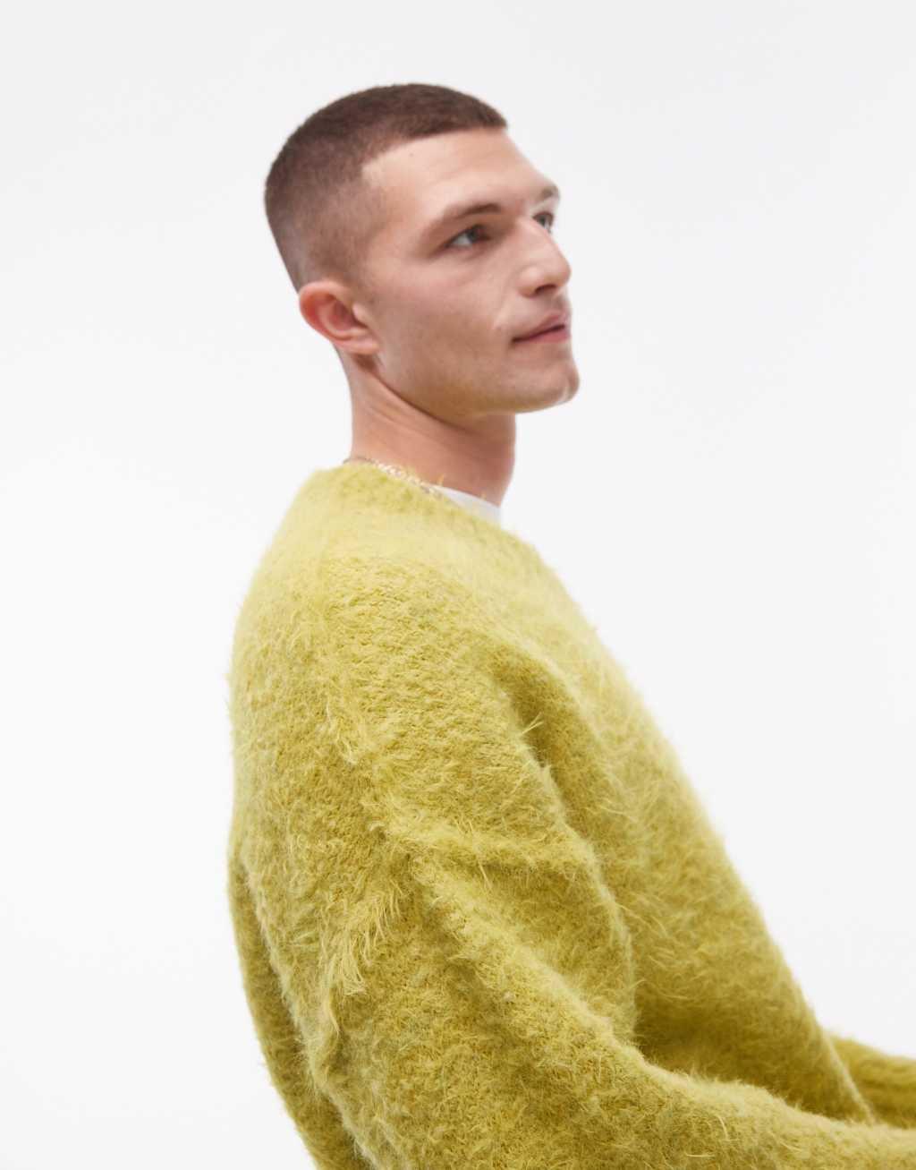 Topman fluffy V-neck sweater in green Product Image