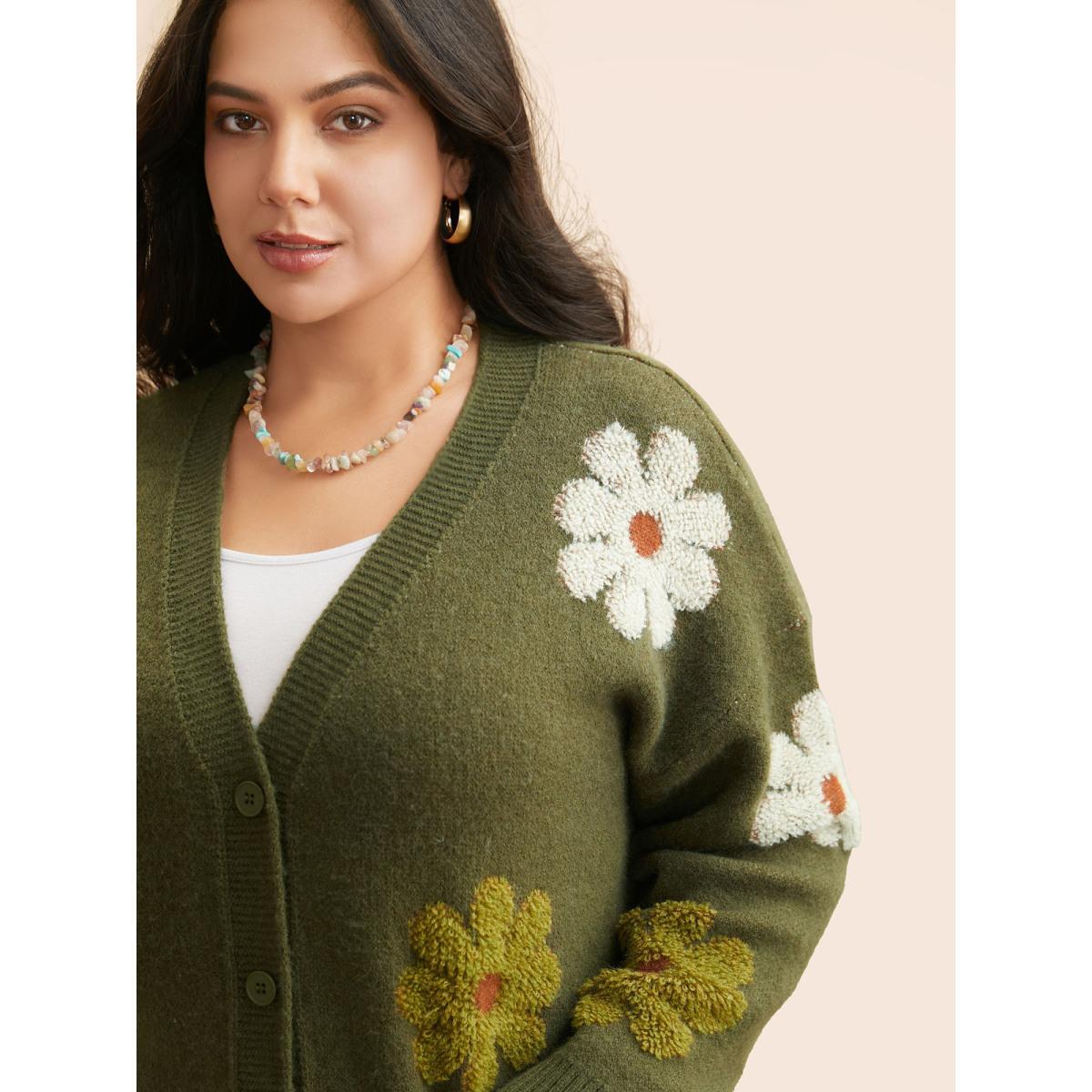 Plus Size Floral Texture Slit Hem Patch Pocket Cardigan ArmyGreen Women Casual Loose Long Sleeve Everyday Cardigans BloomChic 26/4X Product Image