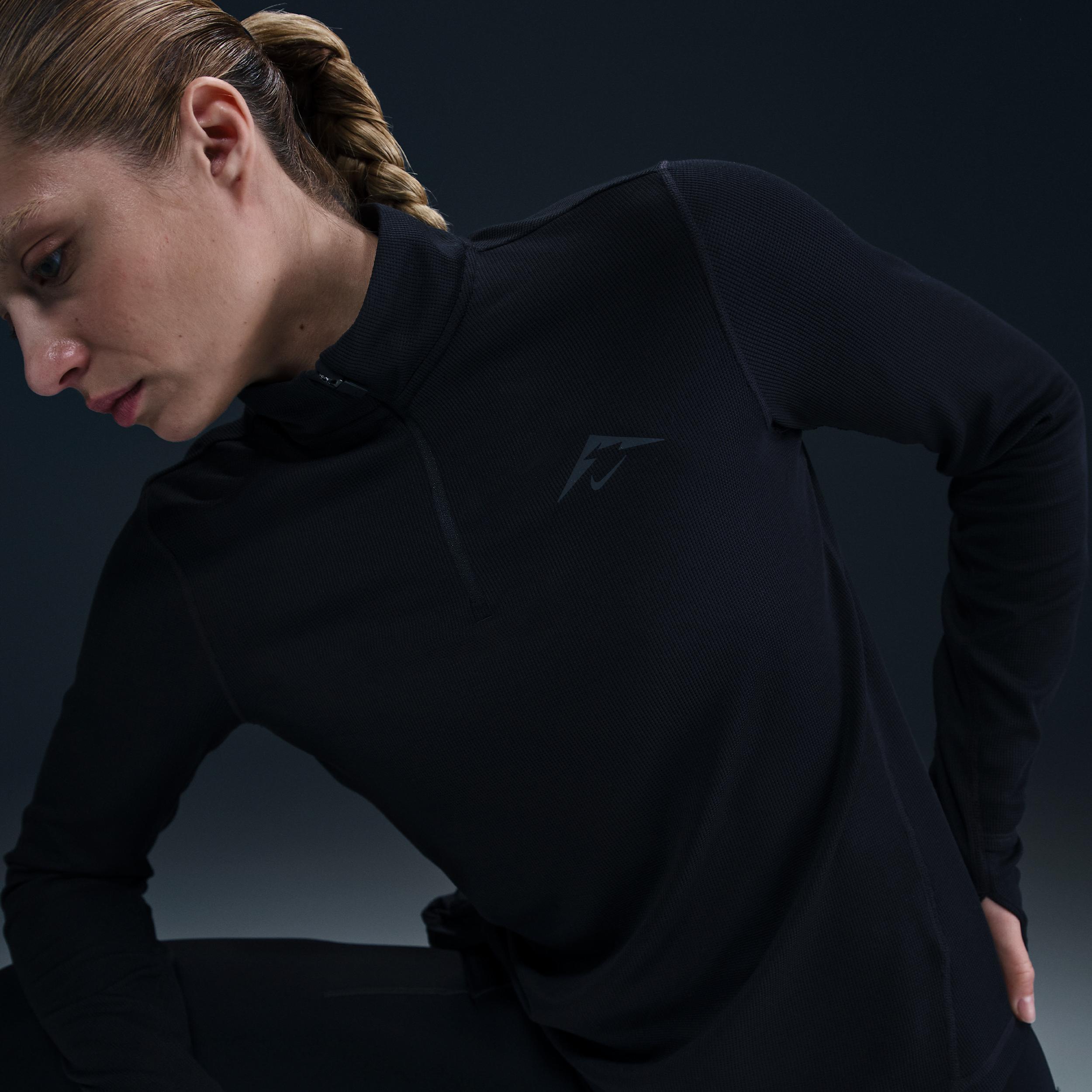 Nike Trail Women's Dri-FIT 1/4-Zip Running Mid-Layer Top Product Image