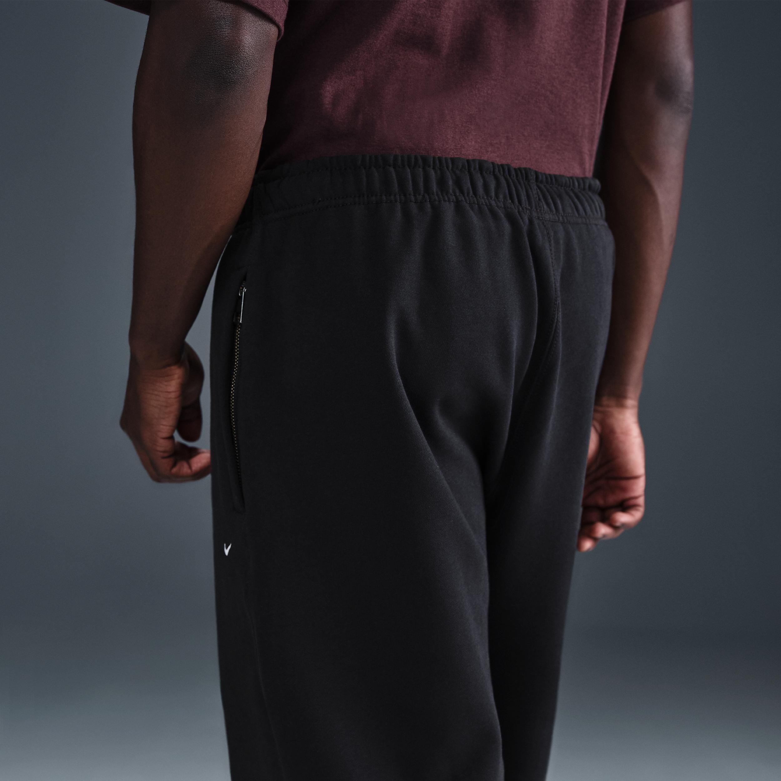Nike Men's Solo Swoosh Cuffed Fleece Pants Product Image