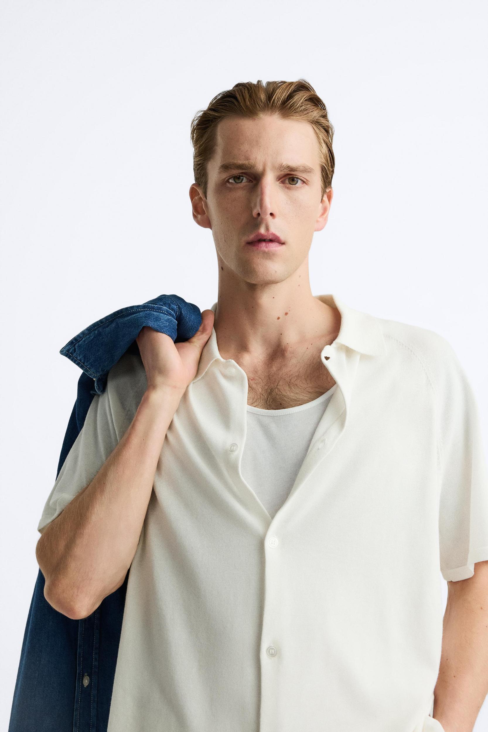 LIGHTWEIGHT KNIT SHIRT Product Image