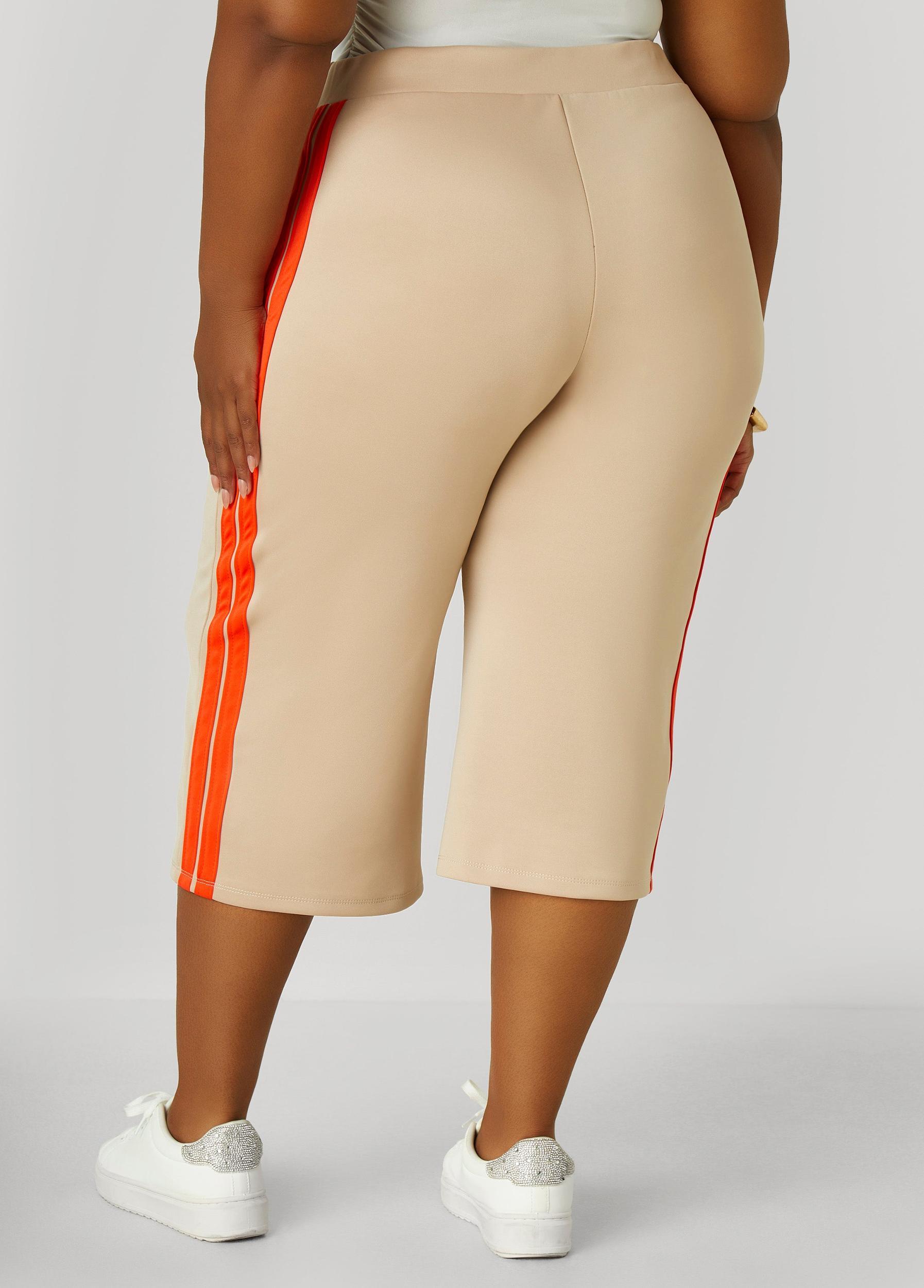Stripe Trimmed Capris Product Image