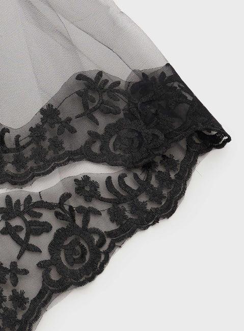 Deadly Veil Black Product Image