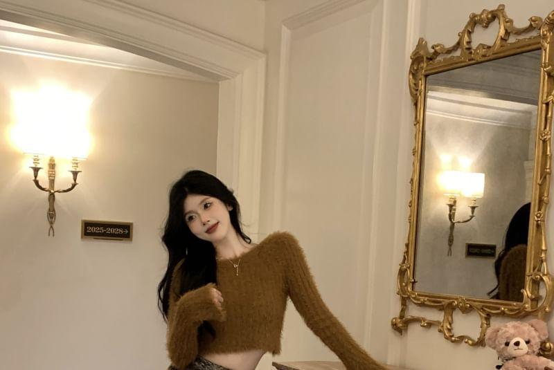 Long-Sleeve Crew Neck Plain Fluffy Crop Knit Top / High Rise Color Block Midi Pencil Skirt Product Image