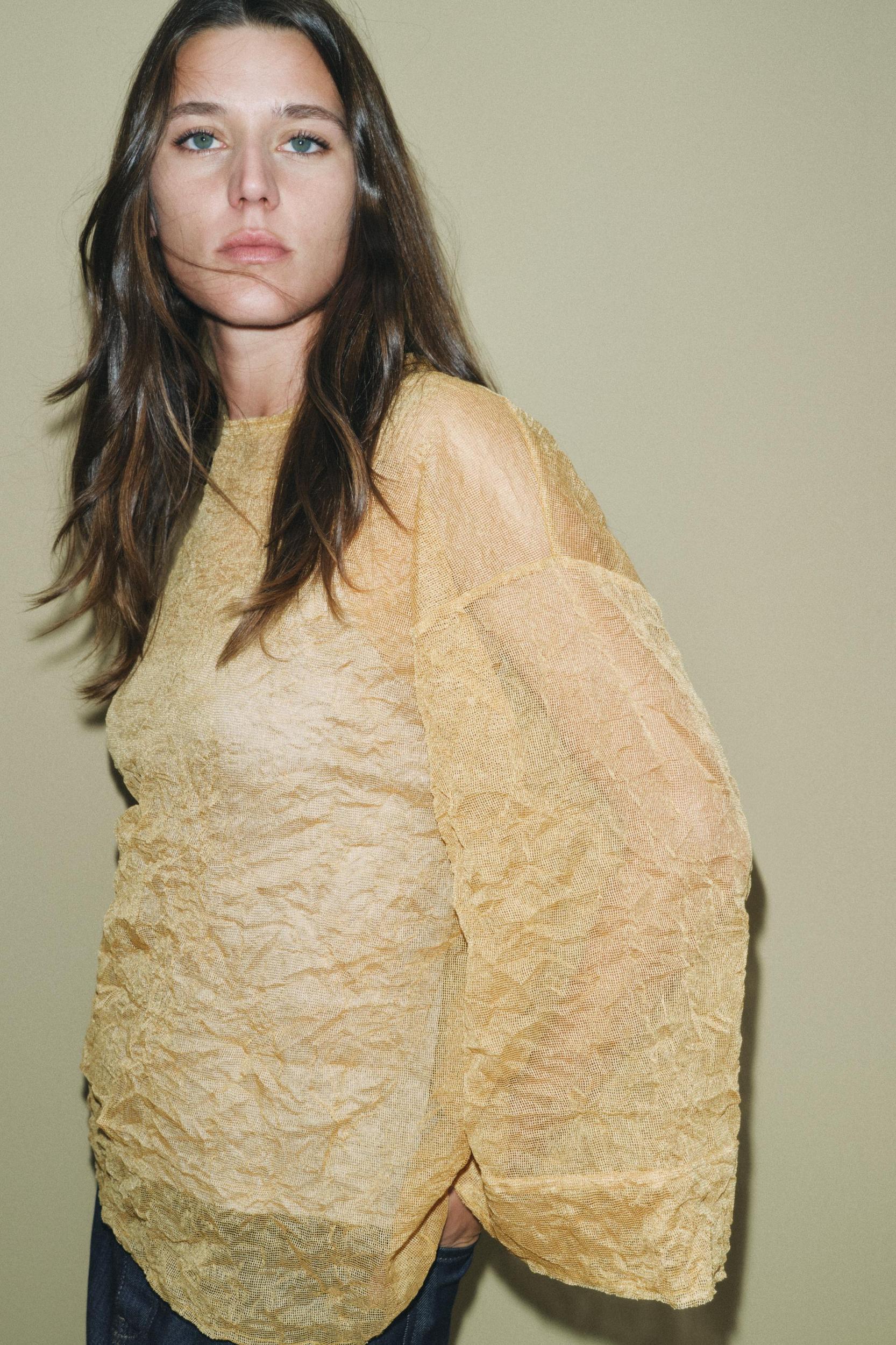 WRINKLED KIMONO TOP Product Image