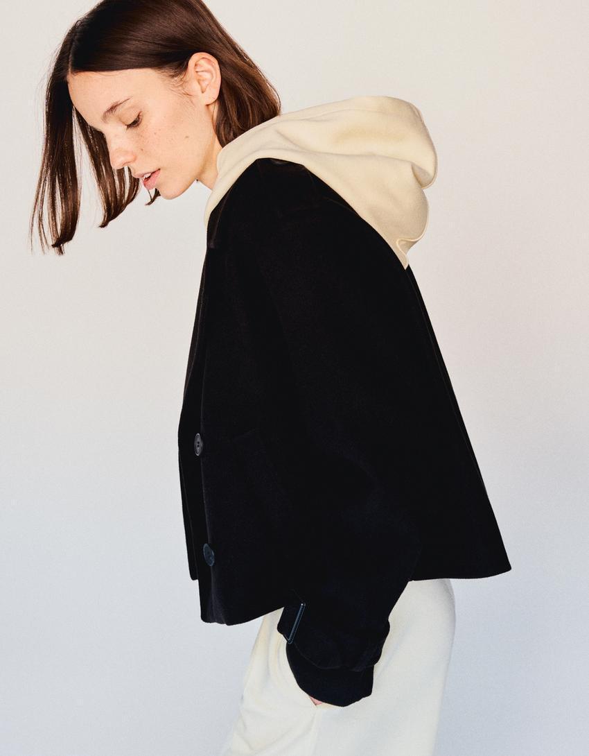 Short soft trench coat Product Image