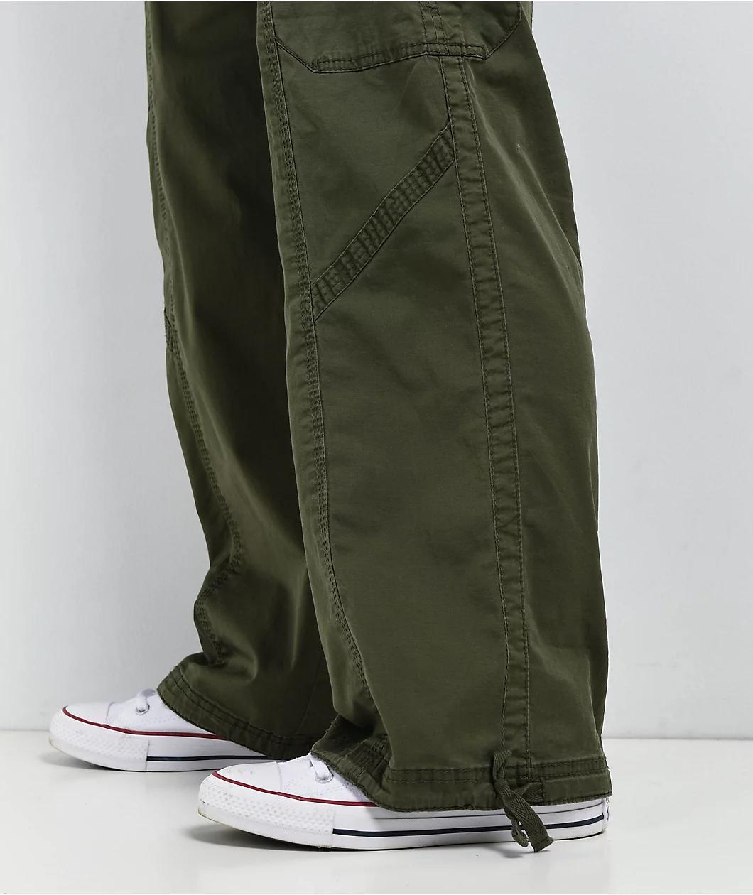 Unionbay Jay Serpent Cargo Pants Product Image