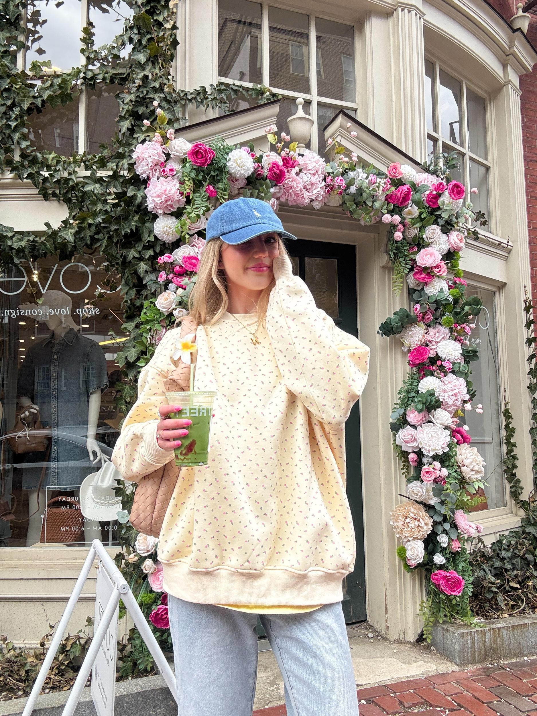 Blank Toasted Cream Roses Sweatshirt Product Image
