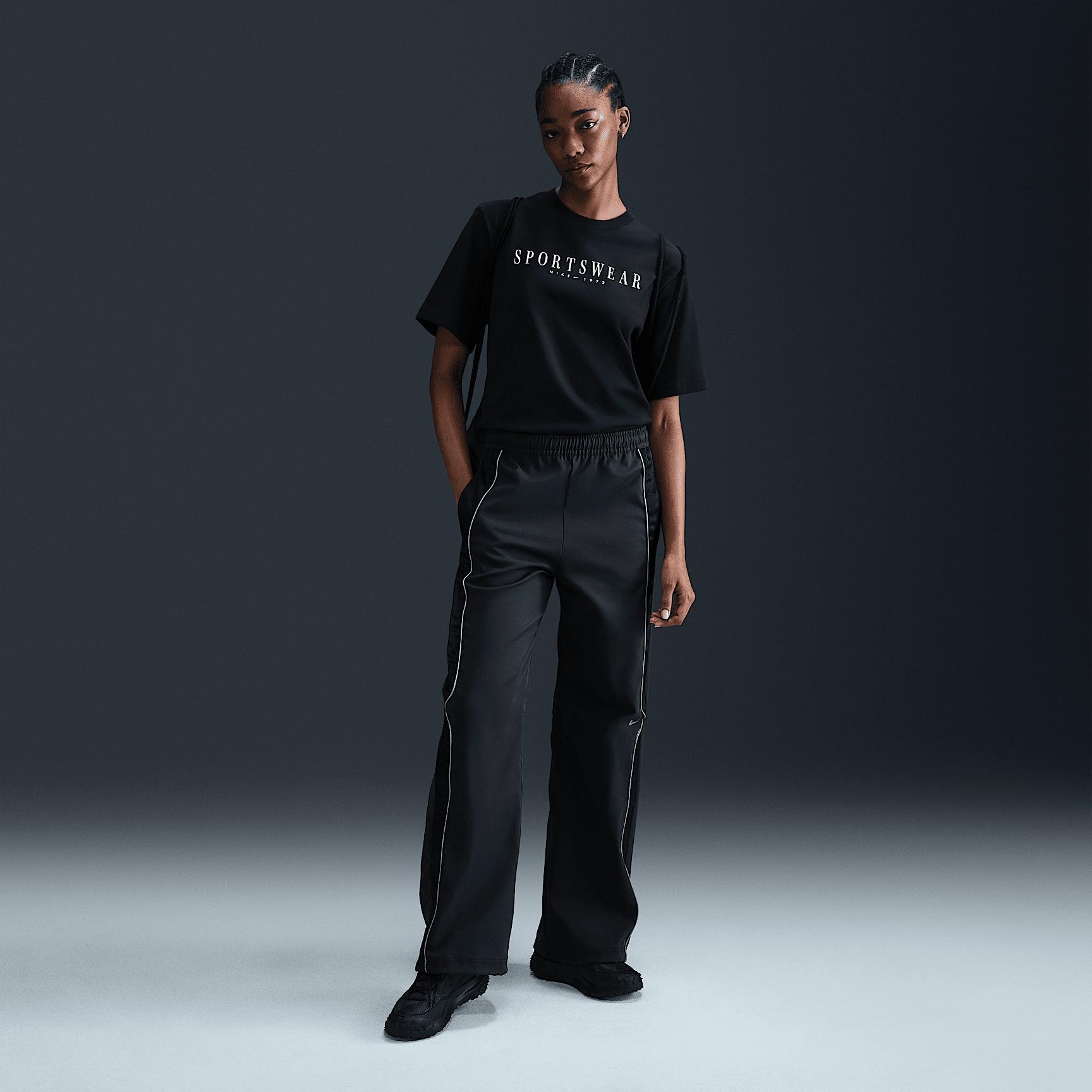 Women's Nike Sportswear Boxy T-Shirt Product Image
