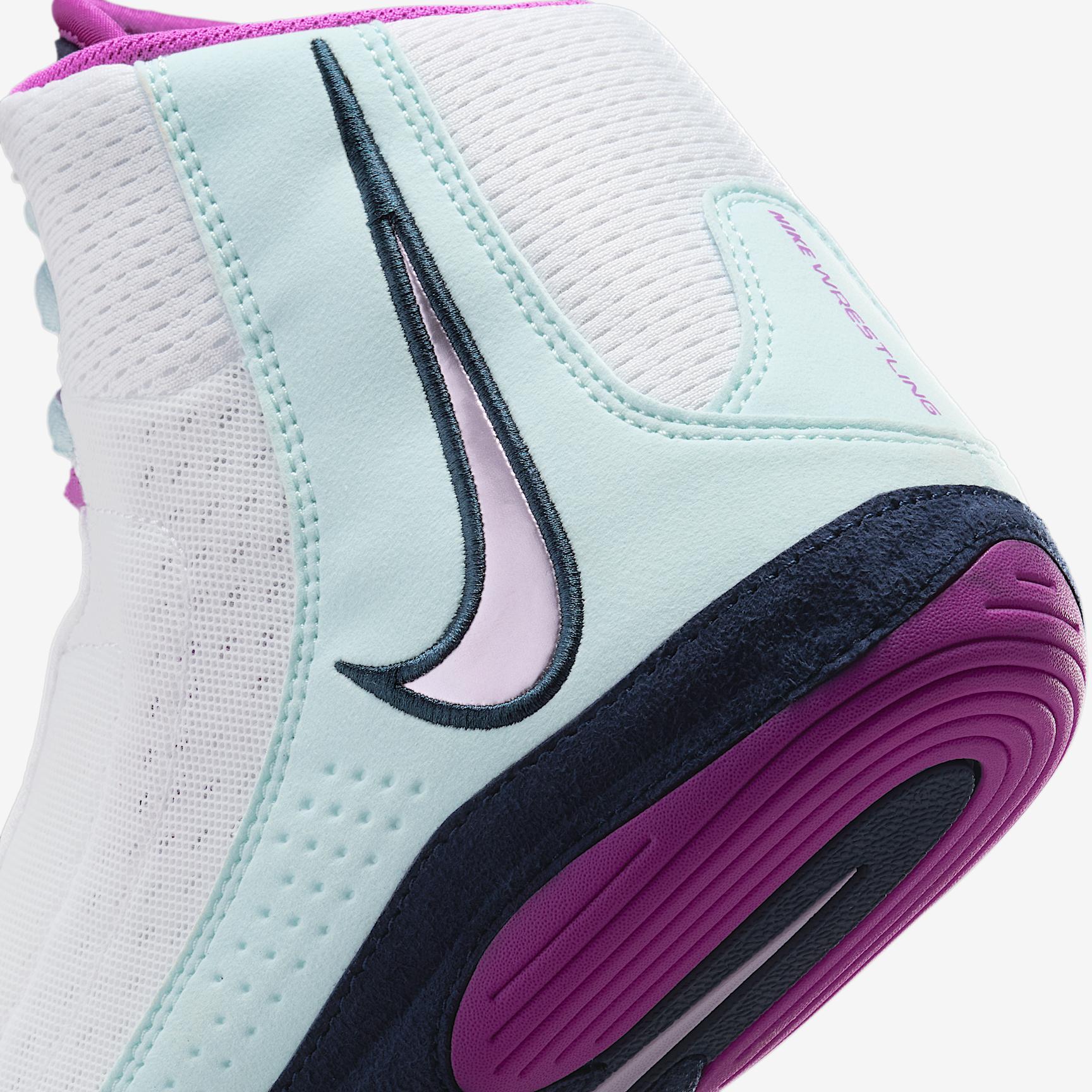 Nike Men's Inflict 4 Wrestling Shoes Product Image