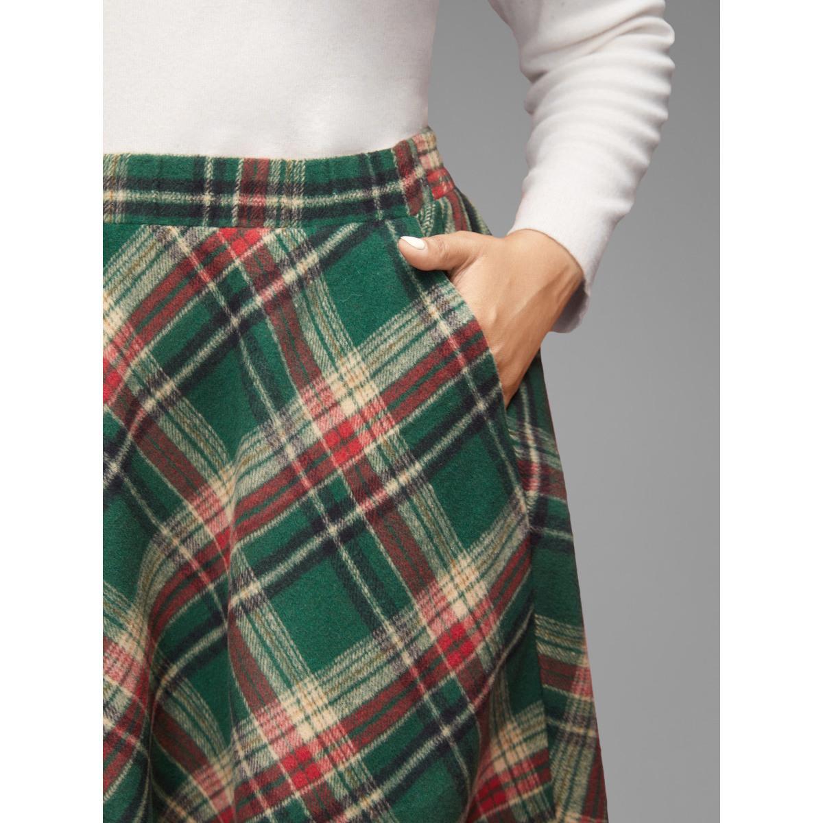 Plus Size Plaid Pattern Elastic Waist A-line Mini Skirt Women DarkGreen Elegant Low stretch Slanted pocket Everyday Skirts BloomChic 26/4X Product Image