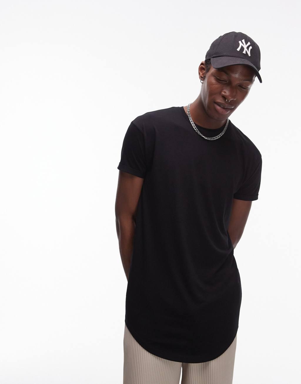 Topman longline T-shirt in black Product Image