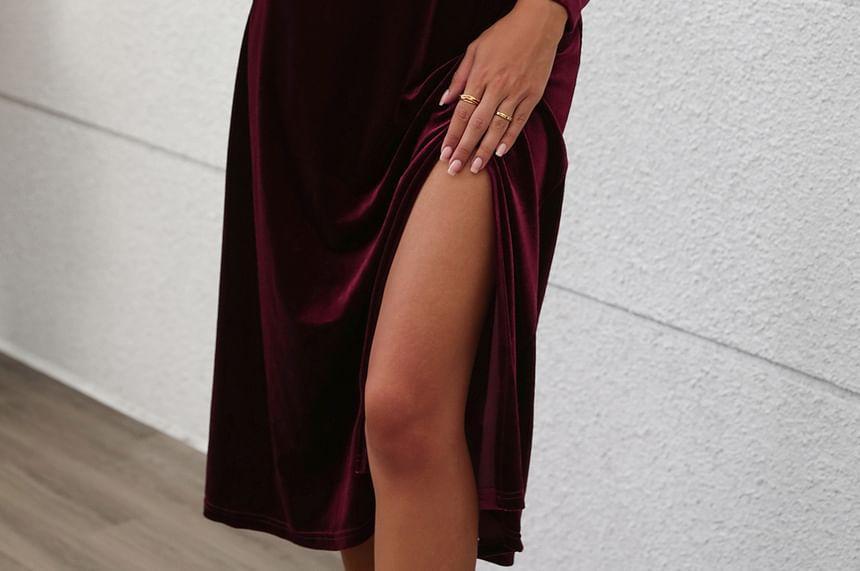 Long Sleeve Square Neck Velvet Midi Bodycon Dress Product Image