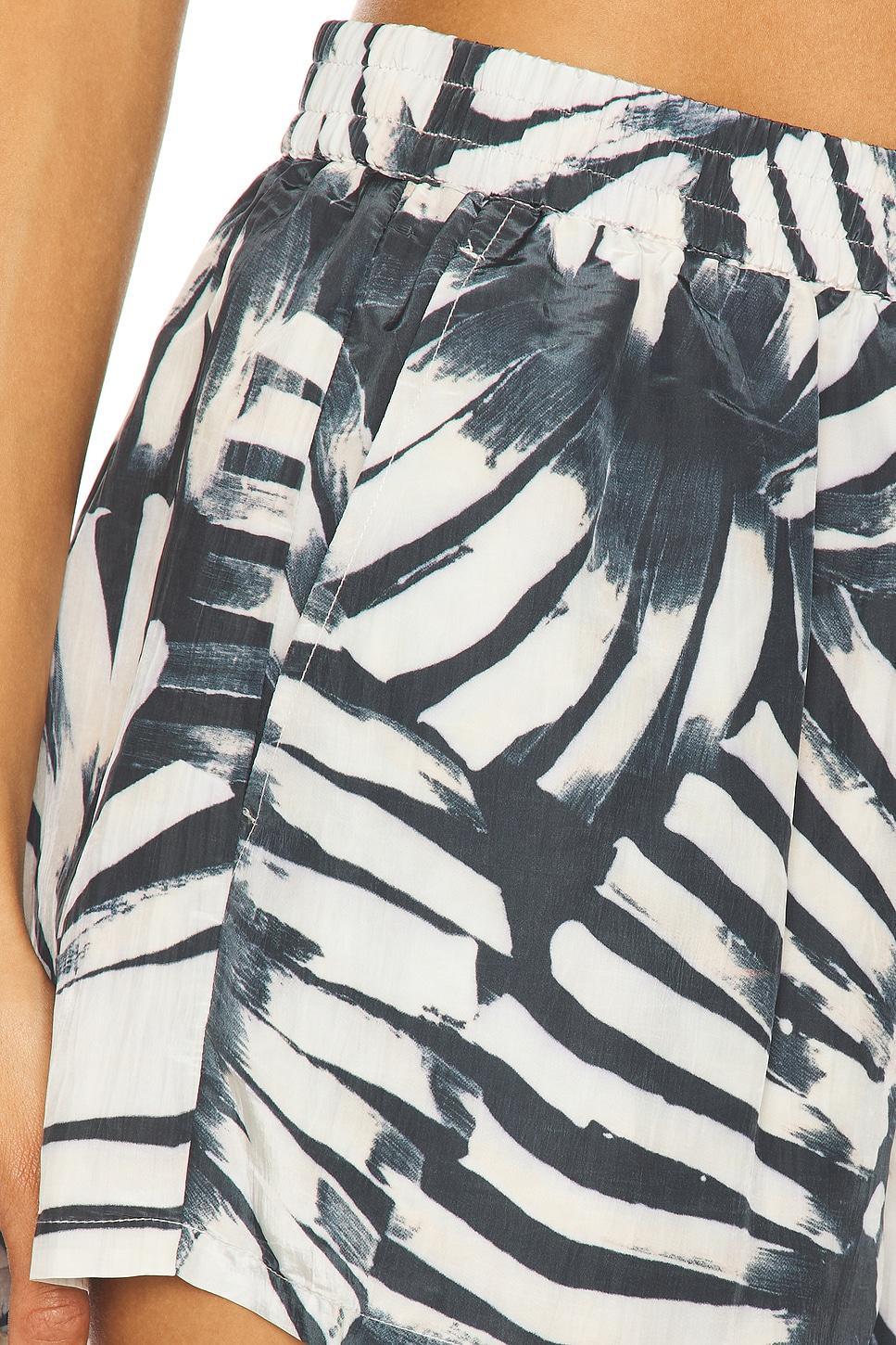 Marguerite Short Steve Madden Product Image