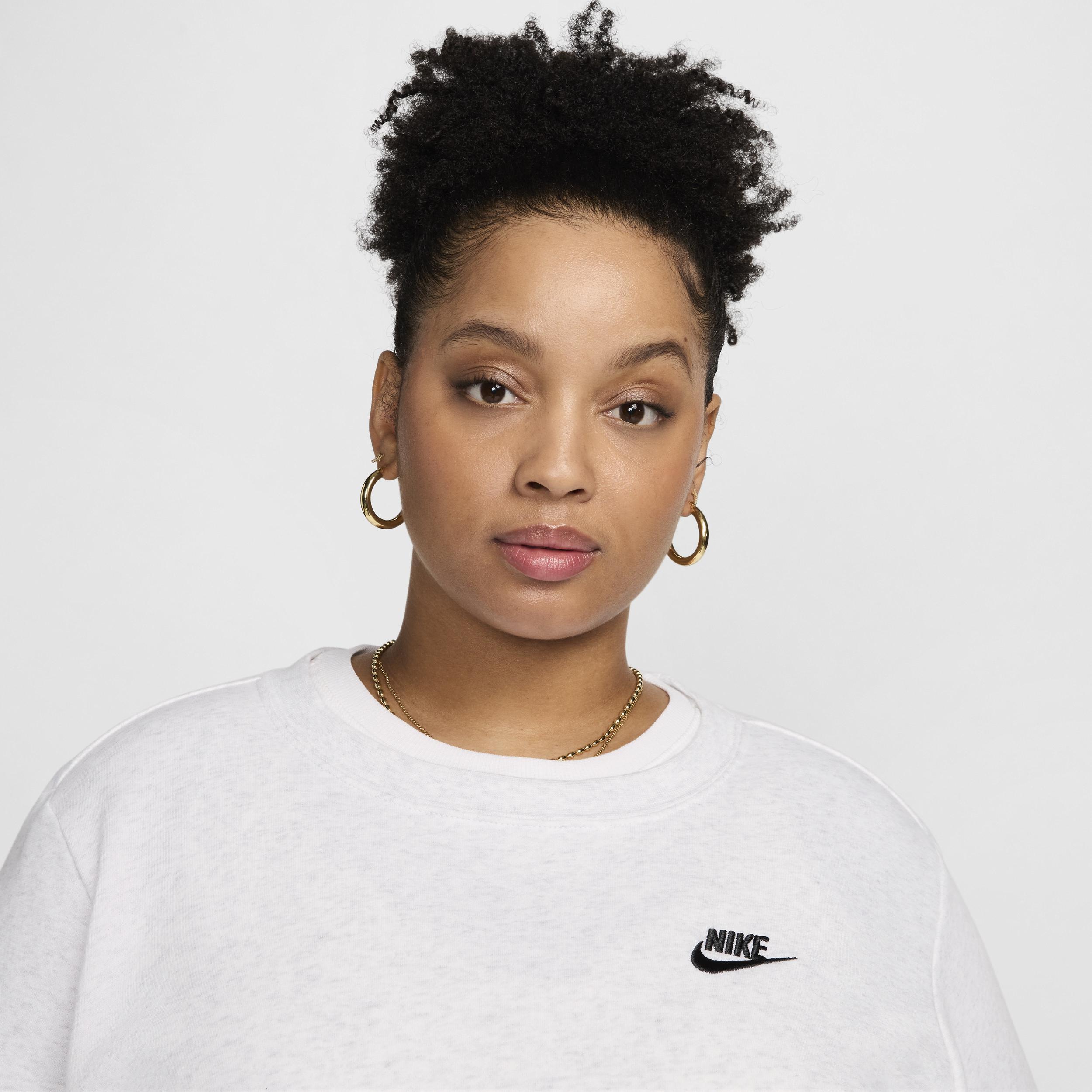 Plus Size Nike Club Fleece Crewneck Sweatshirt, Women's, Size: 3XL, Birch Grey Product Image
