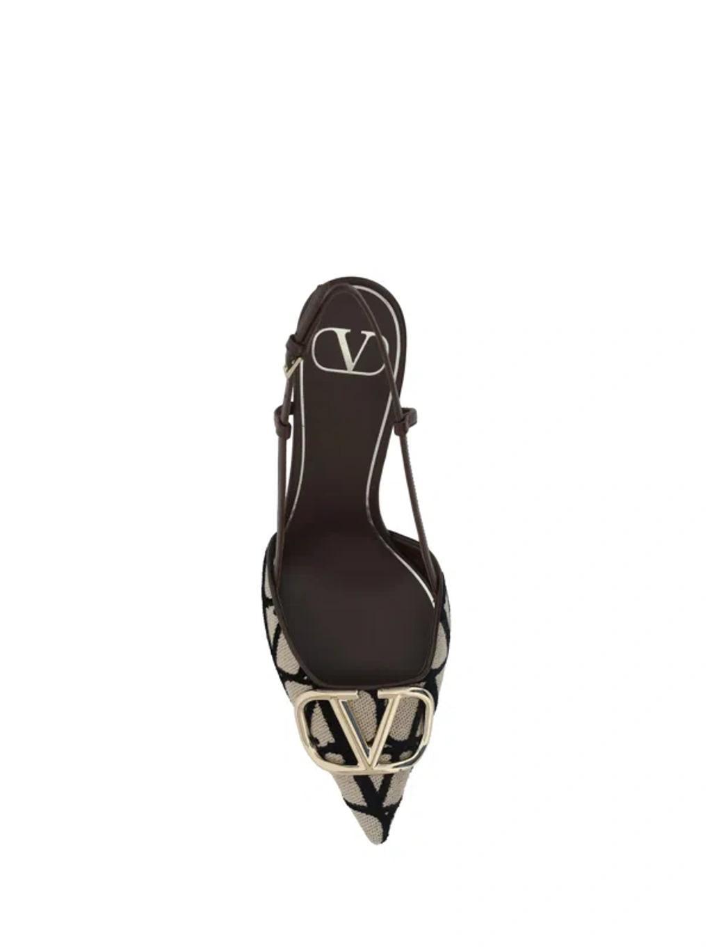 logo-detail slingback pumps Product Image