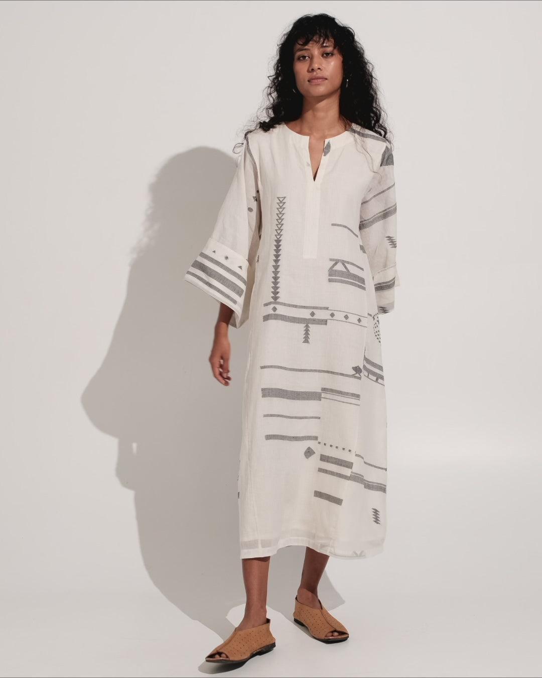 Oversized sleeve straight-cut dress Product Image