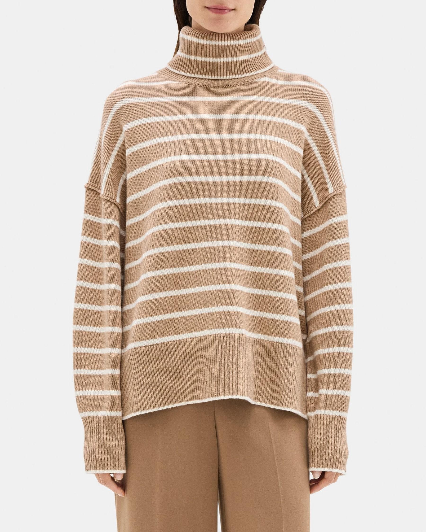 Chunky Turtleneck Sweater in Wool-Cashmere Blend Product Image