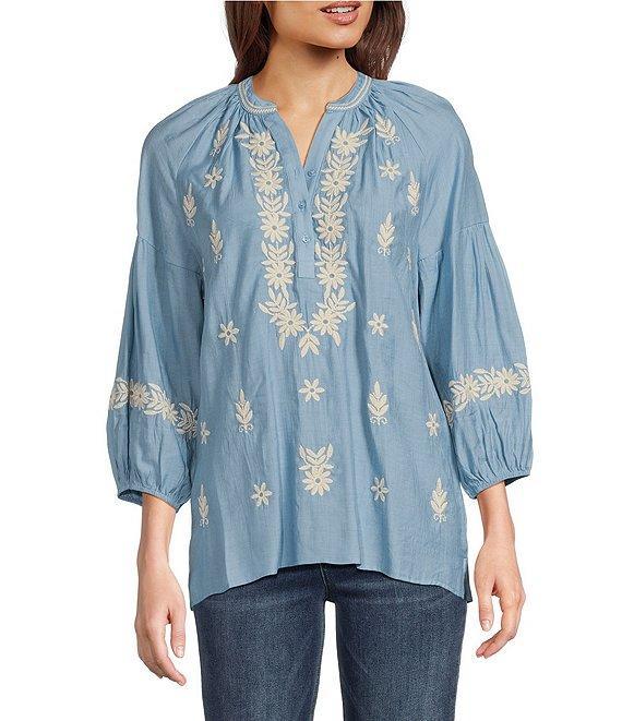 Calessa Embroidered Split V-Neck Bubble Sleeve Tunic Product Image