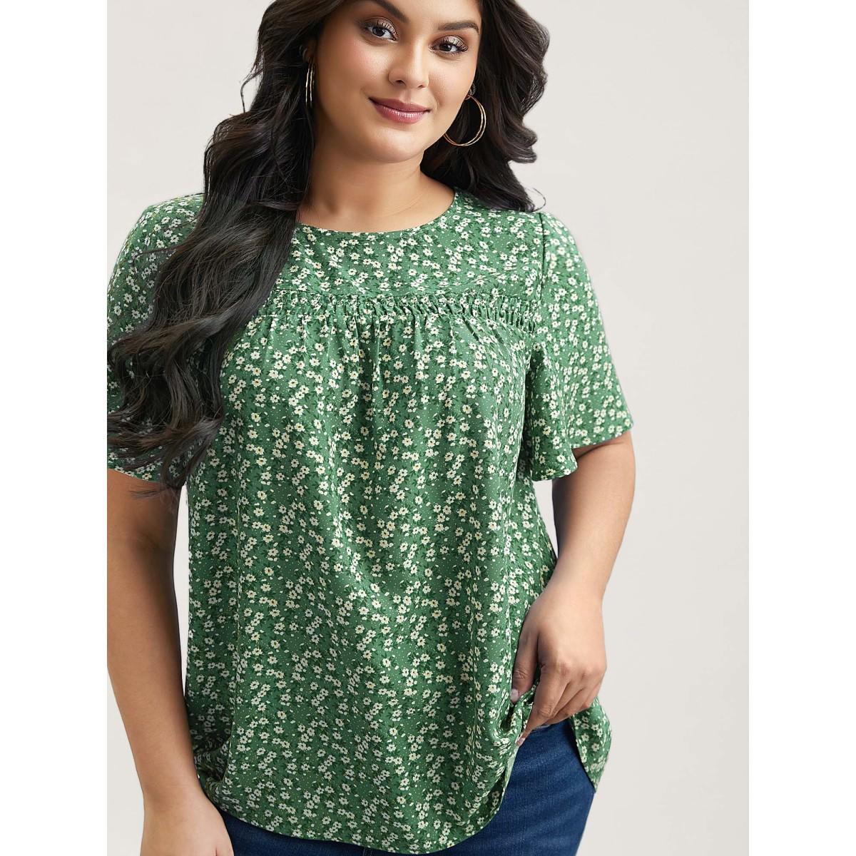 Plus Size Lilac Floral Ruffle Sleeve Gathered Round Neck Blouse Women Casual Short sleeve Round Neck Everyday Blouses BloomChic 30/6X Product Image