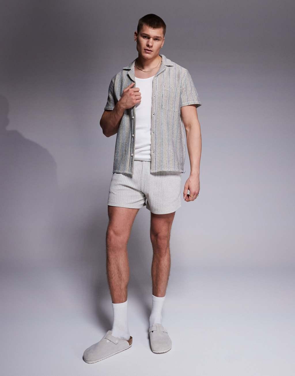 South Beach knit short sleeve beach shirt in multi Product Image