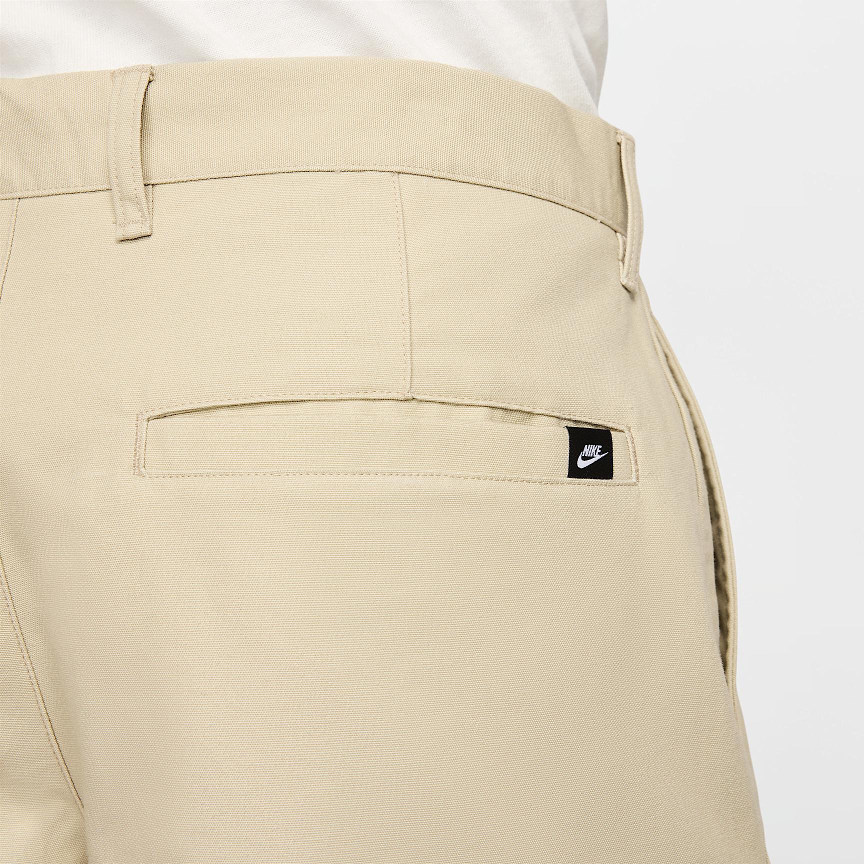 Nike Club Men's Chino Shorts Product Image