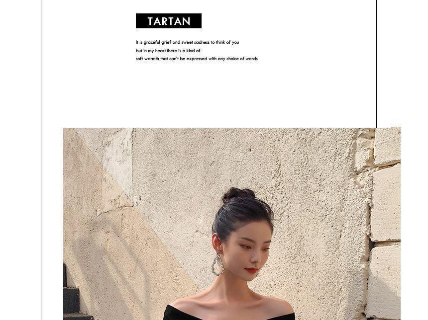 Off-Shoulder Plain Midi A-Line Cocktail Dress Product Image