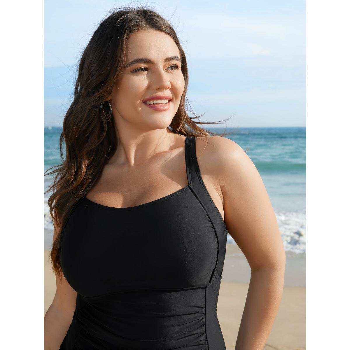 Plus Size Plain Back Crisscross Swim Top Women's Swimwear Black Beach Gathered High stretch Skinny U-neck Curve Swim Tops BloomChic 14-16/1X Product Image