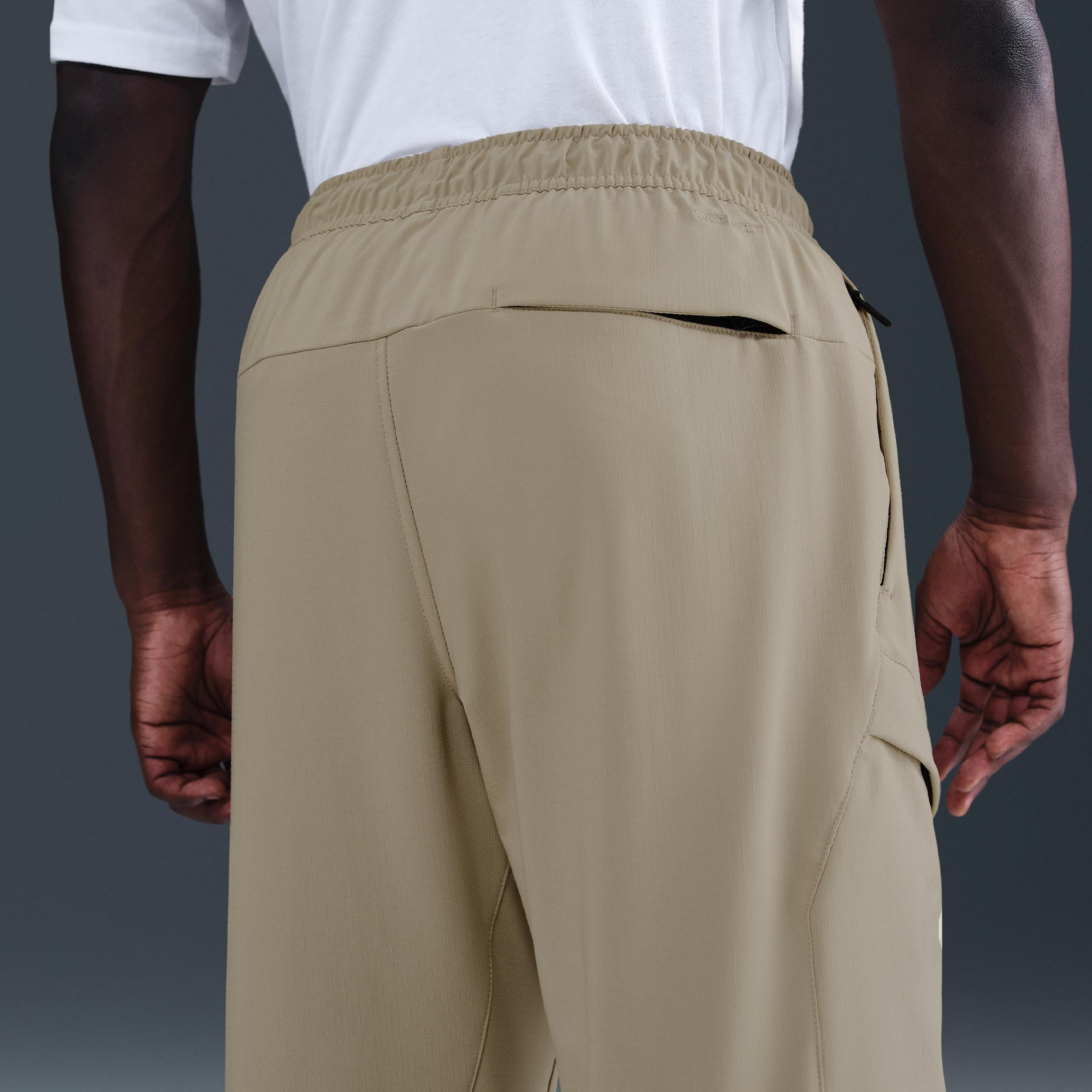 Nike Men's Unlimited Dri-FIT Versatile Cargo Pants Product Image