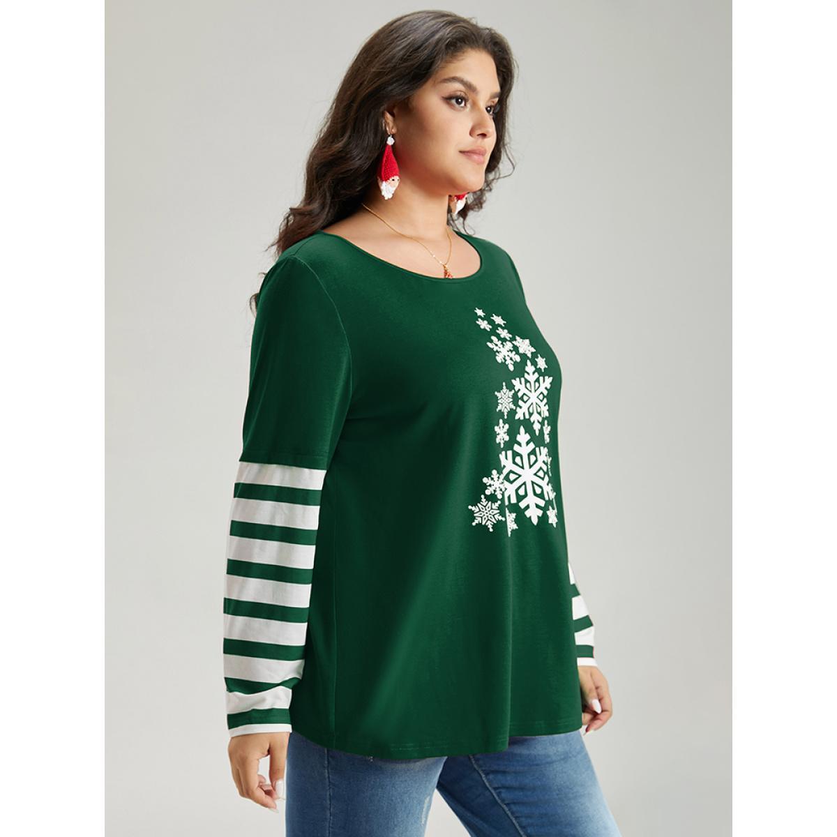 Plus Size Snowflake Striped Patchwork T-shirt Green Women Casual Contrast Christmas Round Neck Festival-Christmas T-shirts BloomChic 14-16/1X Product Image