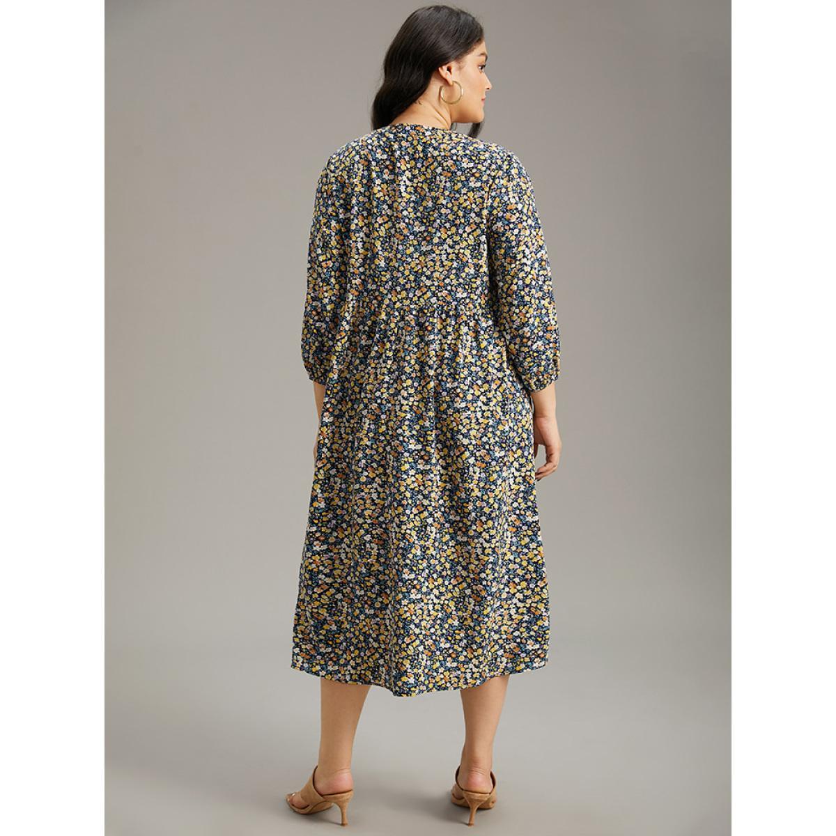 Plus Size Ditsy Floral Pocket Lantern Sleeve Ruffle Hem Dress Midnight Women Vacation Elastic cuffs Notched collar Elbow-length sleeve Curvy Midi Dress BloomChic 26/4X Product Image