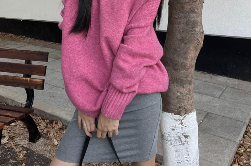 One-Shoulder Plain Top Product Image