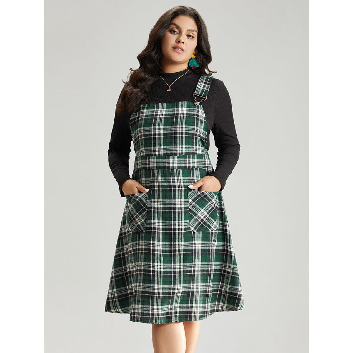 Plus Size Christmas Plaid Patched Pocket Overall Cami Dress DarkGreen Women Elegant Adjustable Straps Spaghetti Strap Sleeveless Curvy Midi Dress BloomChic 10/M Product Image