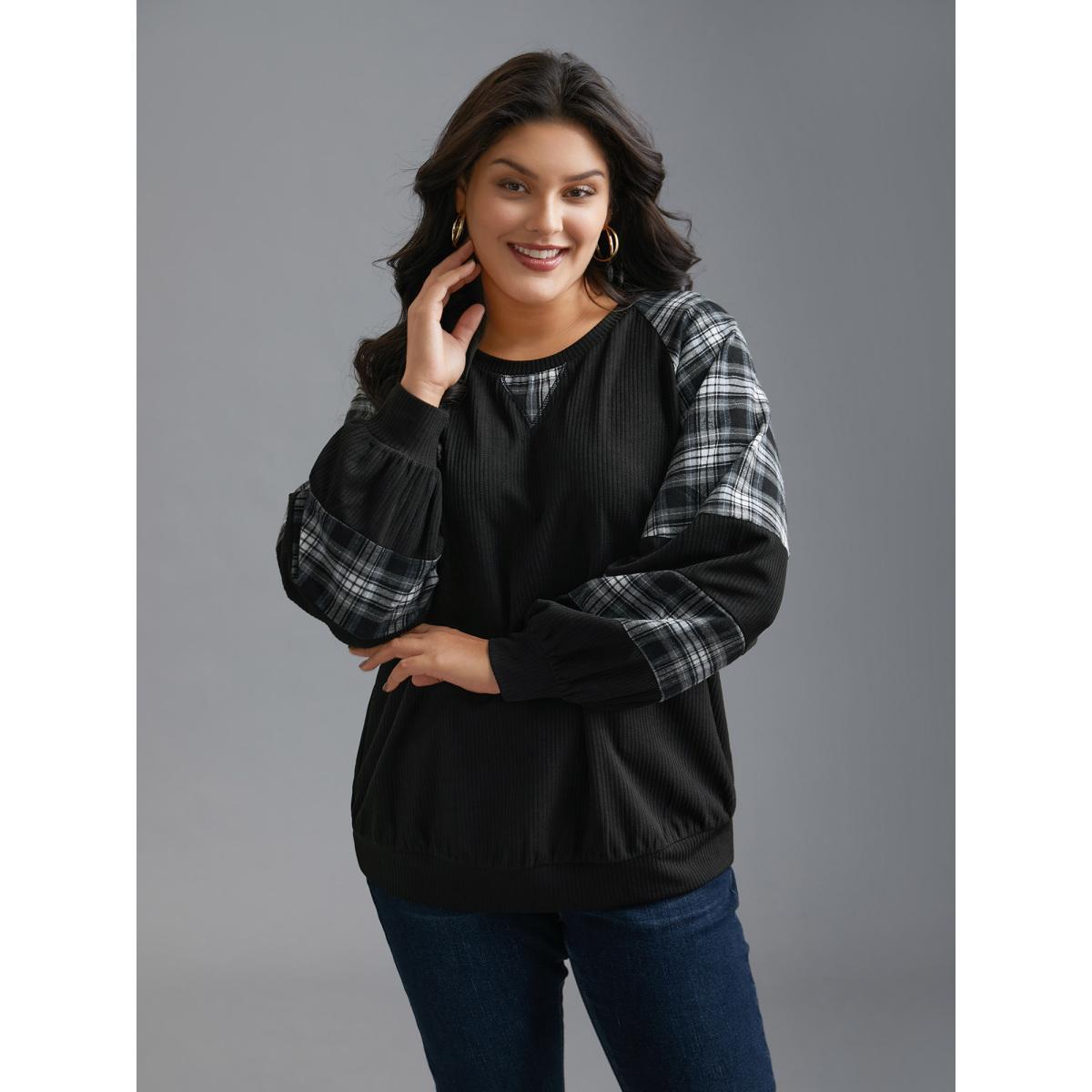 Plus Size Plaid Patchwork Raglan Sleeve Sweatshirt Women Black Casual Texture Round Neck Everyday Sweatshirts BloomChic 10/M Product Image