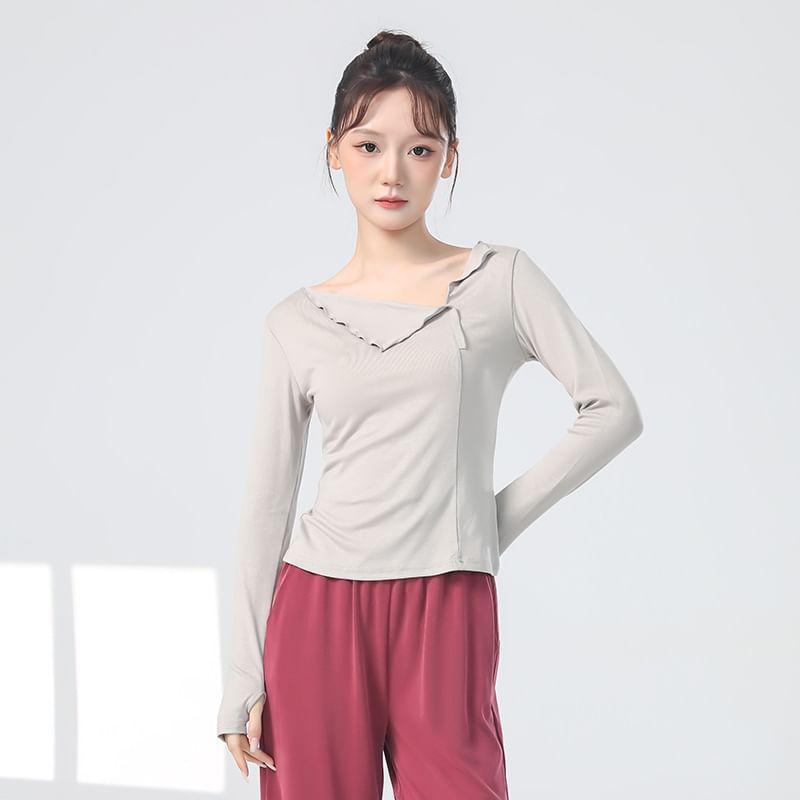 Long-Sleeve Thumbhole Plain Crop Top Product Image