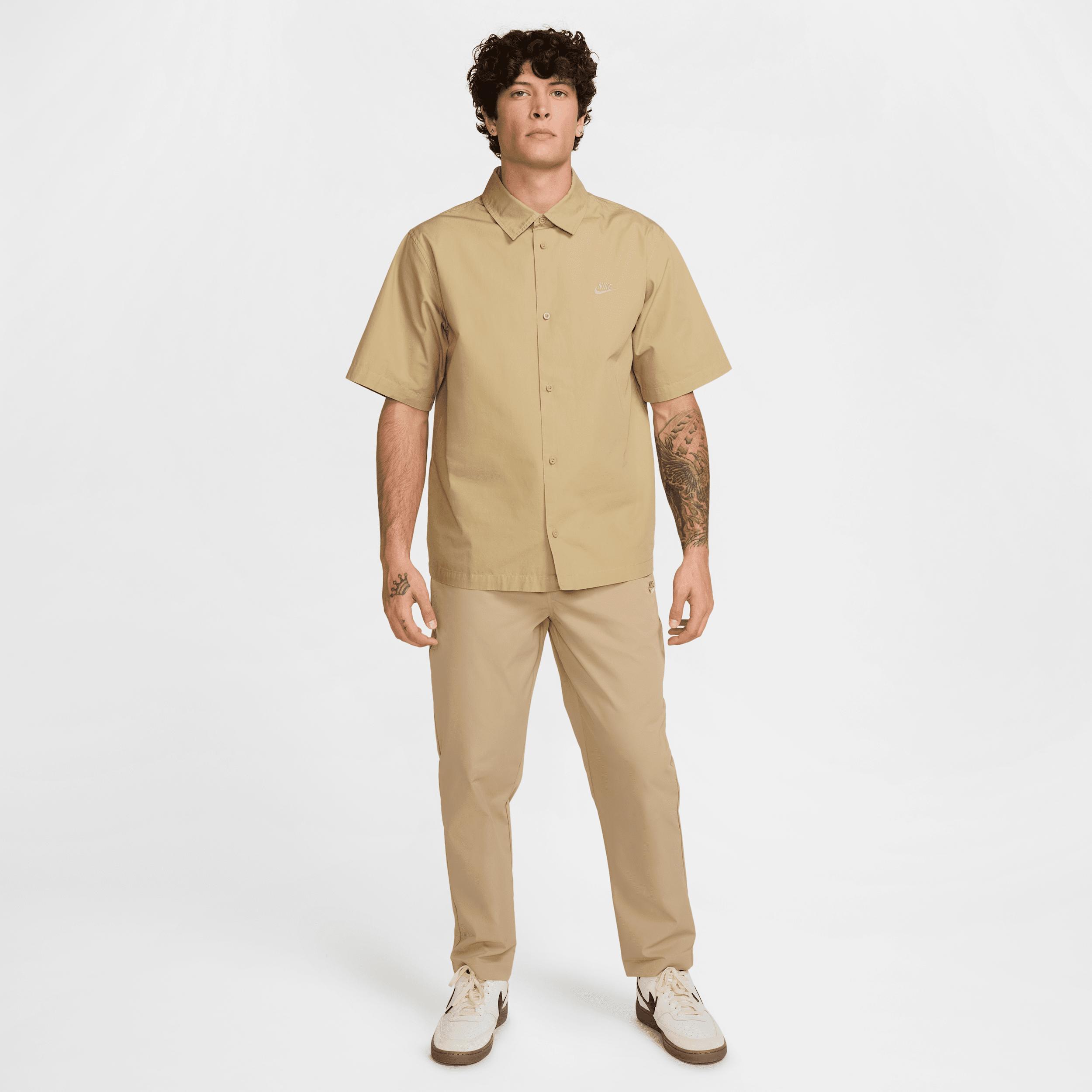 Nike Men's Club Short-Sleeve Button-Down Shirt Product Image