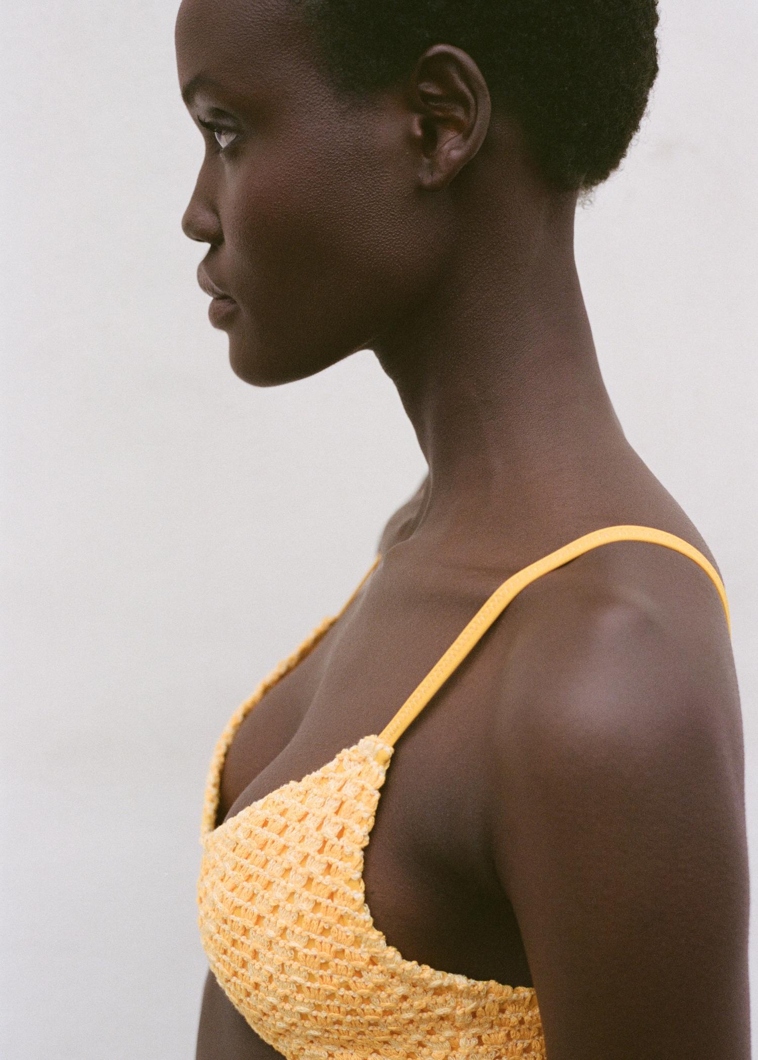 Crochet bikini top - Women | MANGO USA Product Image