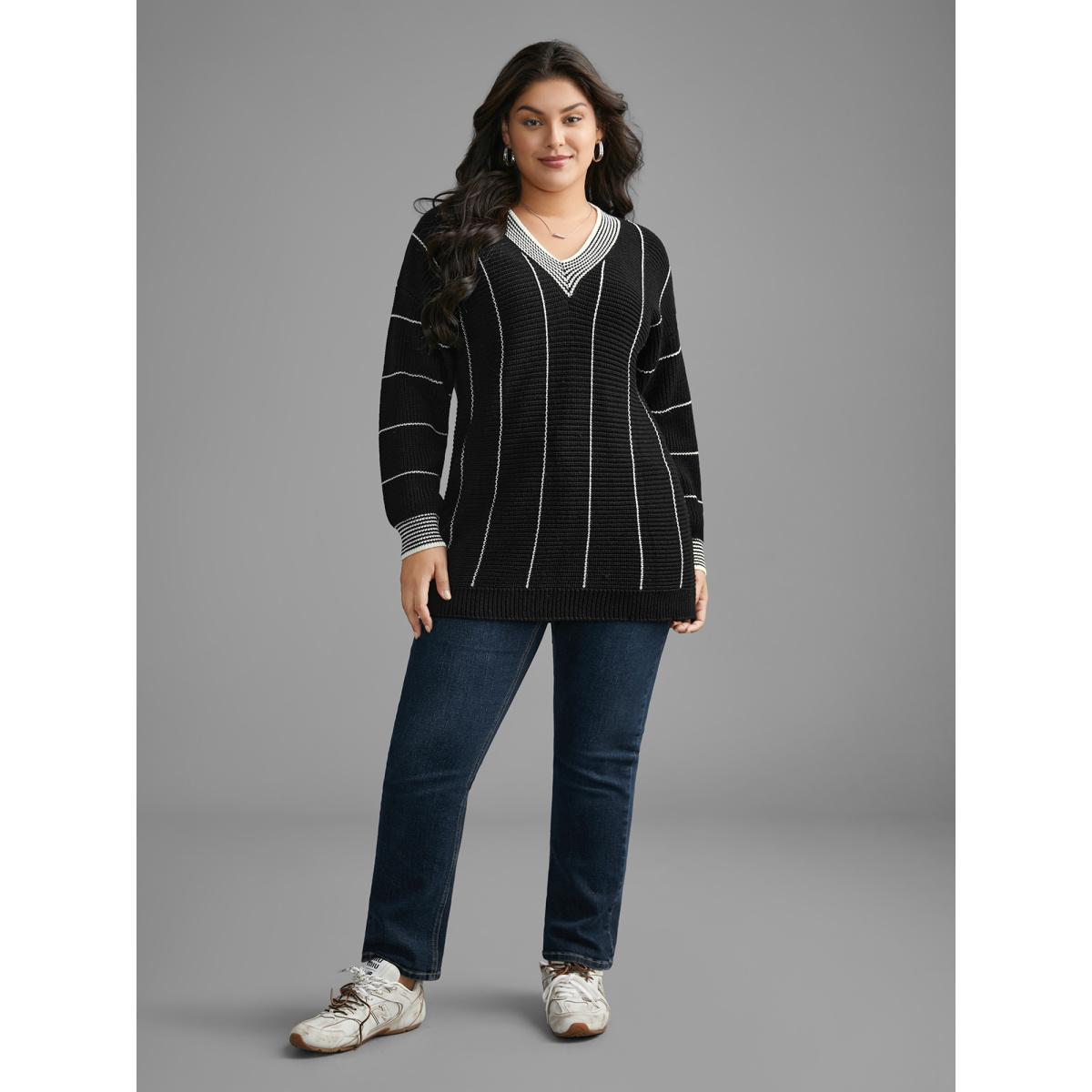 Plus Size Texture Contrast Striped Lantern Sleeve Pullover Black Women Casual Loose Long Sleeve V-neck Everyday Pullovers BloomChic 22-24/3X Product Image