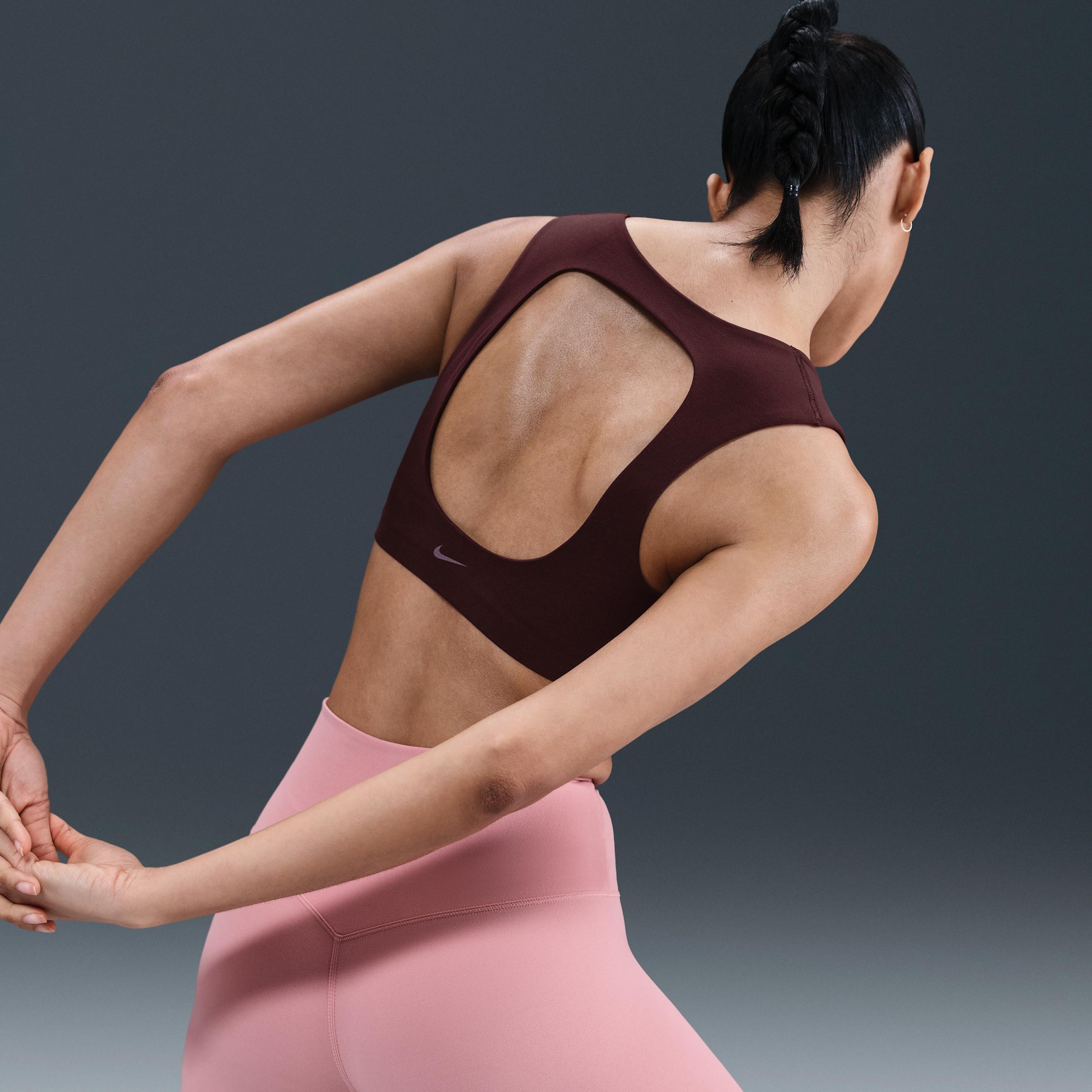 Nike Zenvy Women's Light-Support Lightly Lined Sports Bra Product Image