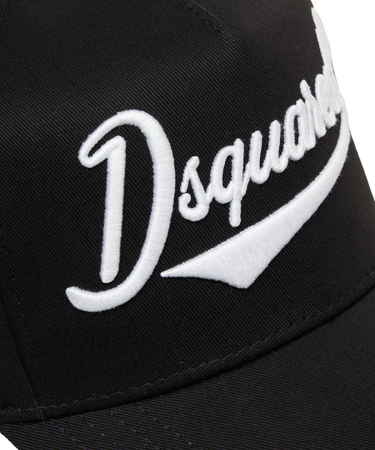 Baseball cap with logo Product Image