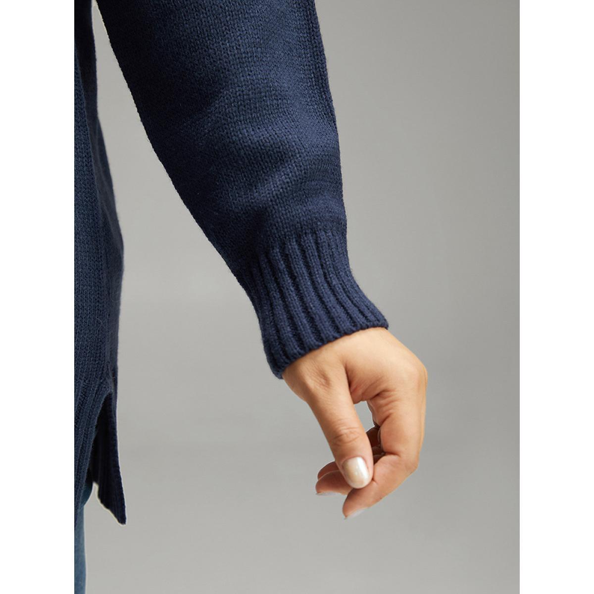 Plus Size Geo Raglan Sleeve Elastic Hem Pullover Indigo Women Casual Loose Long Sleeve Round Neck Everyday Pullovers BloomChic 22-24/3X Product Image