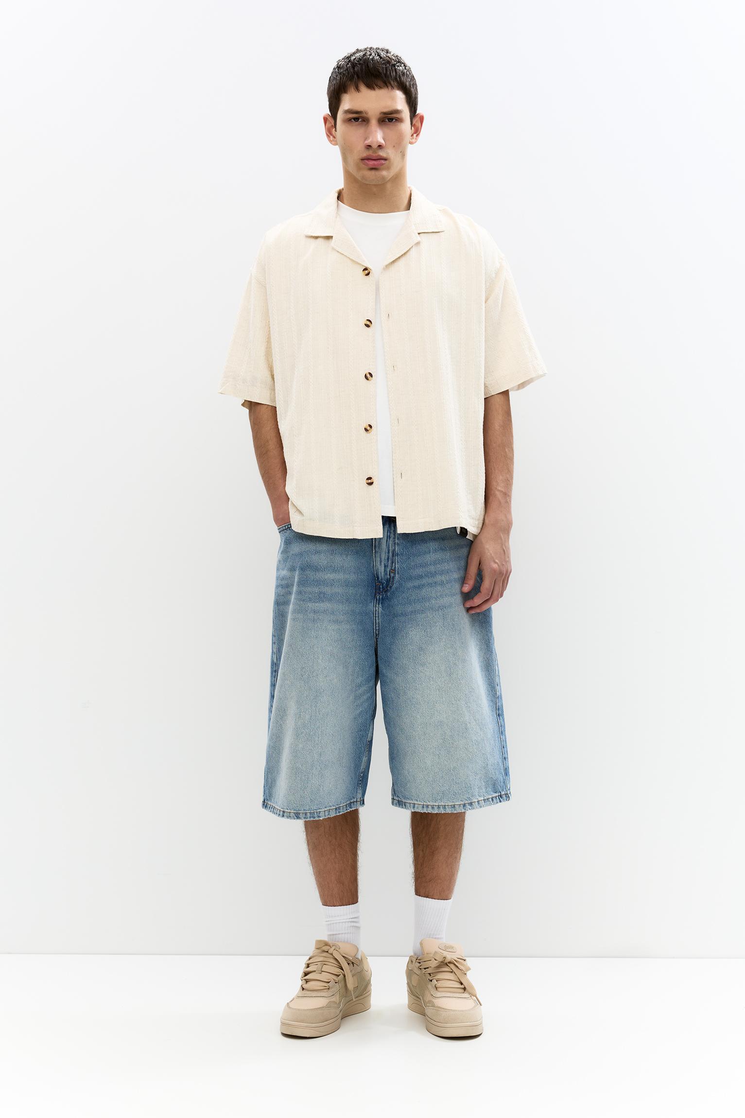 Short sleeve linen blend shirt Product Image