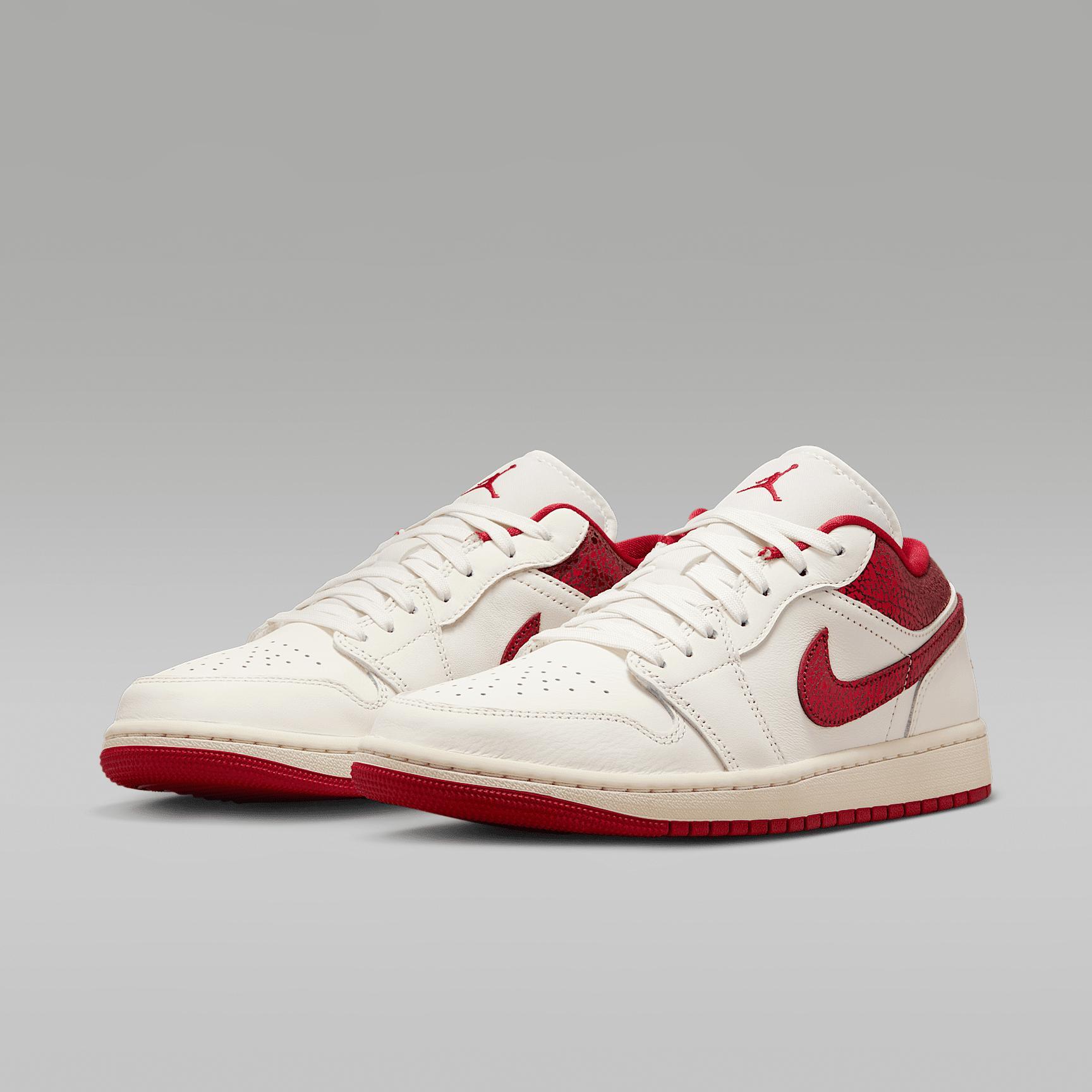 Women's Air Jordan 1 Low SE Shoes Product Image