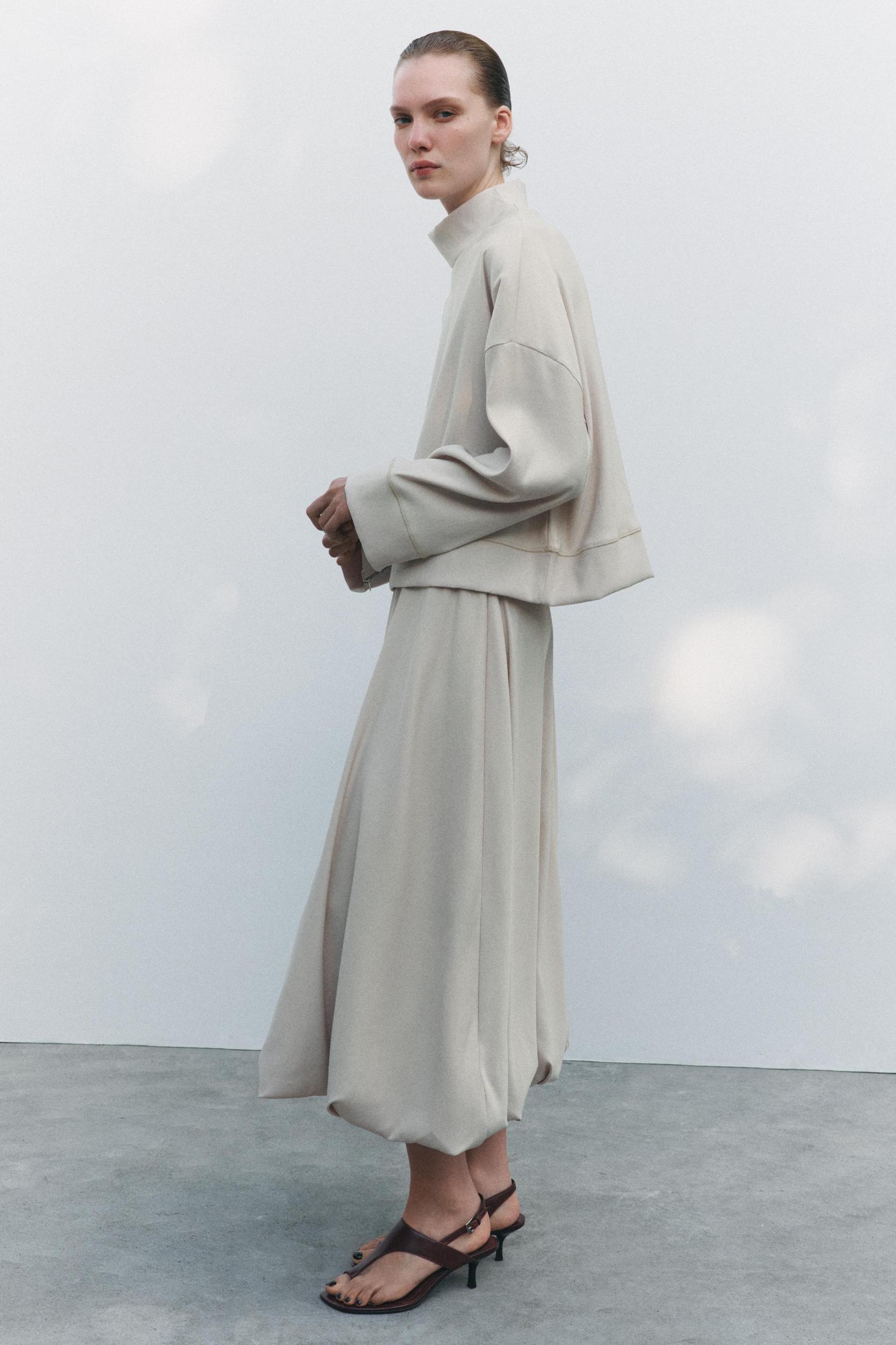 ZIPPERED VOLUMINOUS TOP Product Image